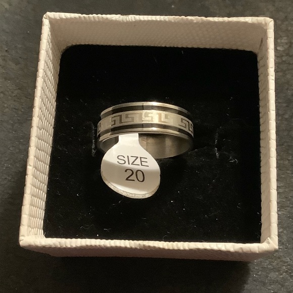 BN Stainless Steel Silver Greek Design Ring - Picture 2 of 2